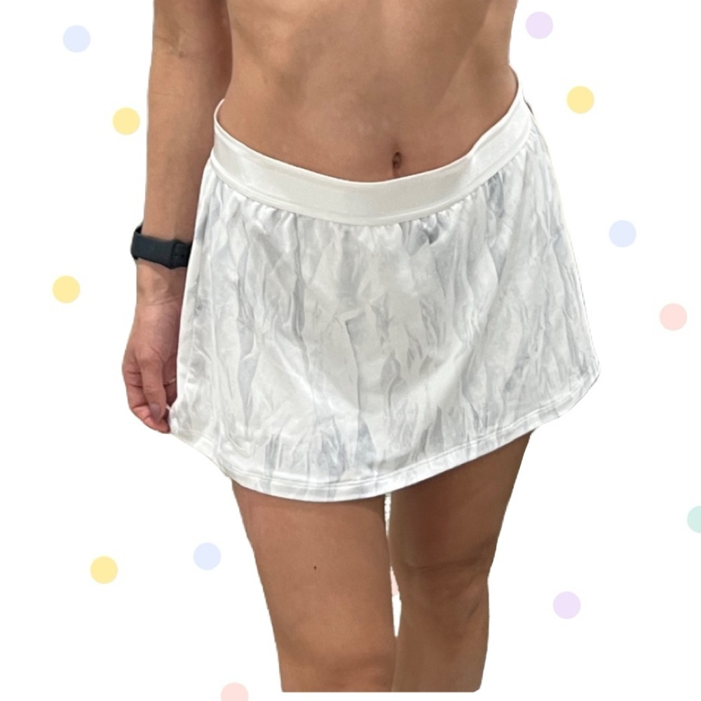 Nike Dri-FIT White Athletic Skort M